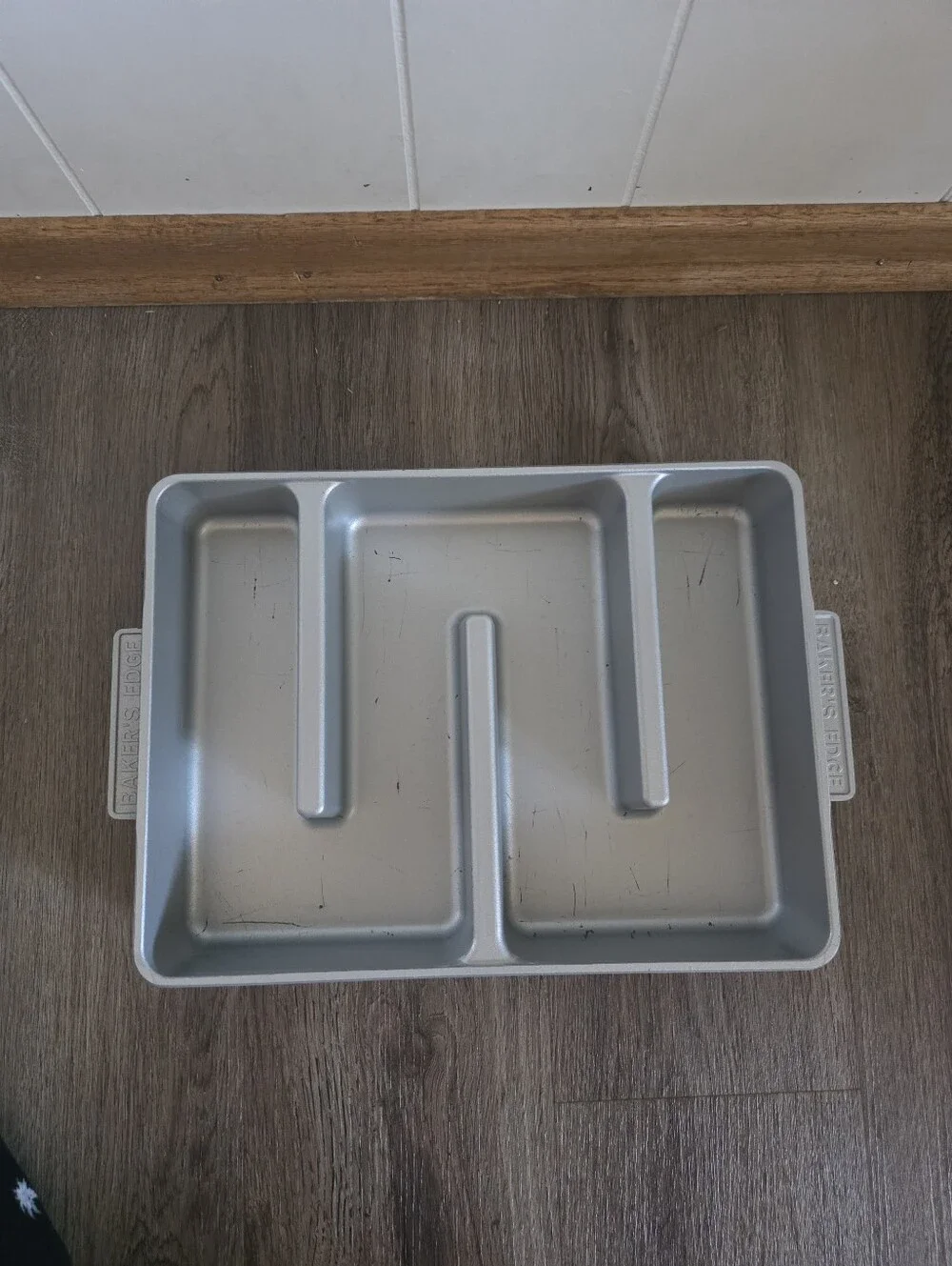 Baker's Edge Brownie Pan 9x12 Made In USA Cast Aluminum